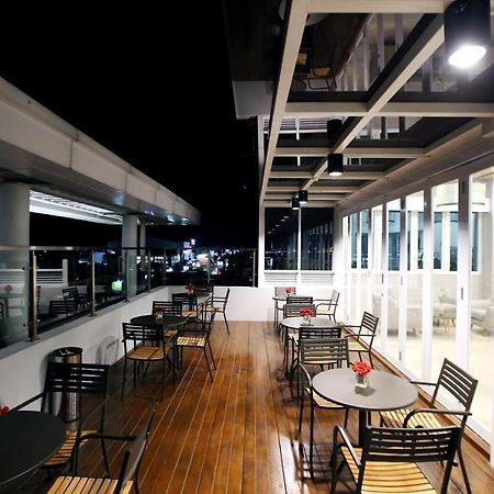 Cordela Hotel Cirebon Exterior photo