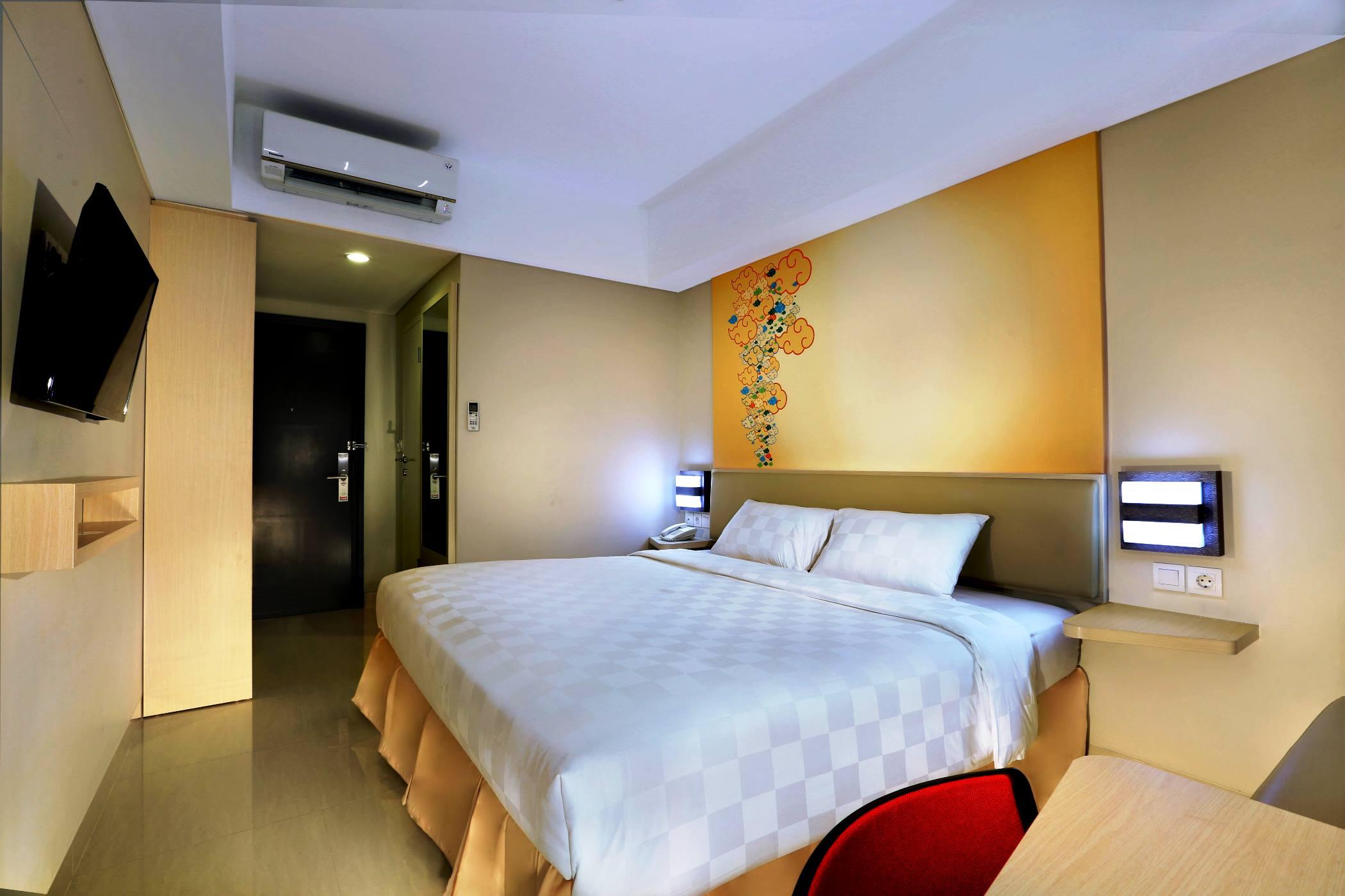Cordela Hotel Cirebon Exterior photo